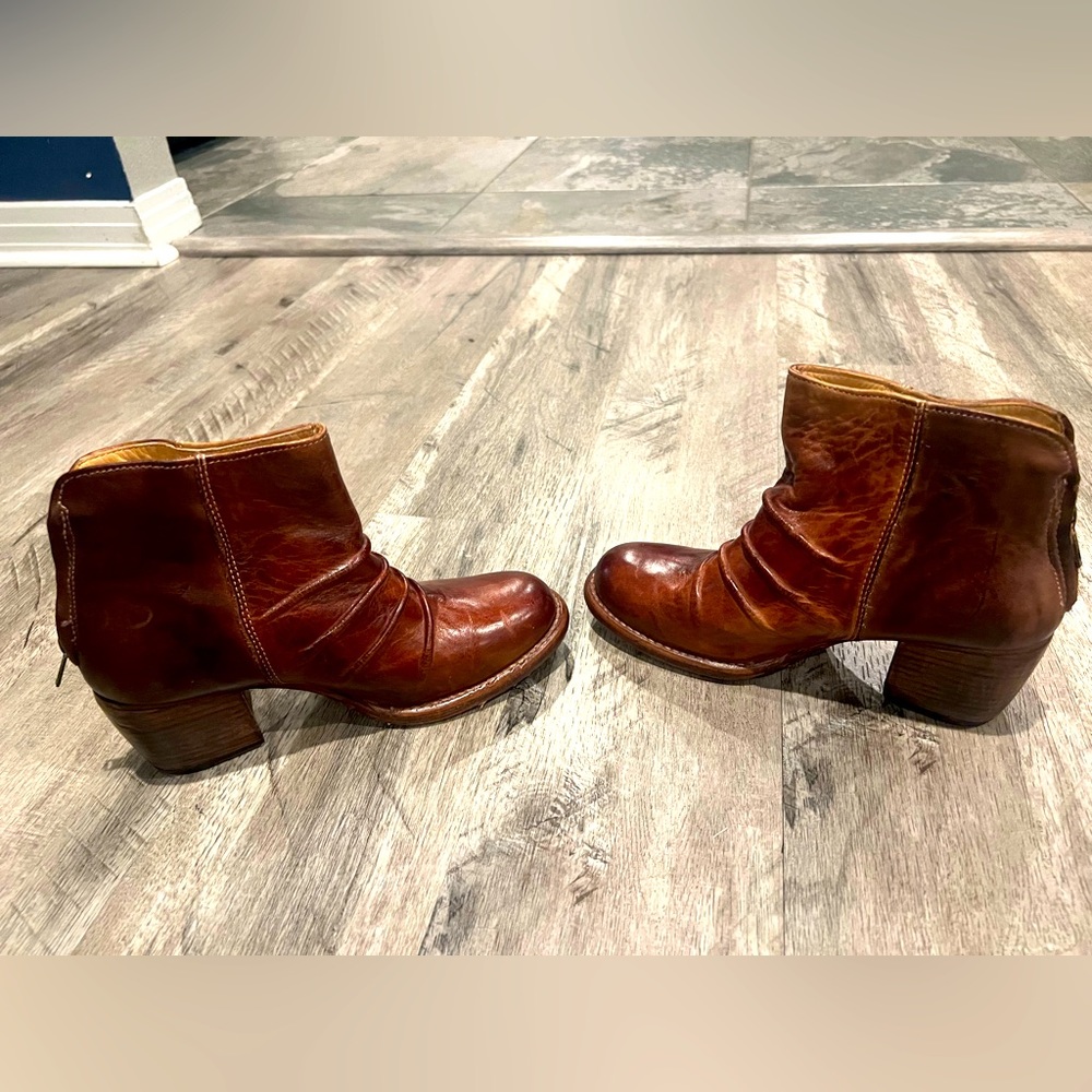 Bed Stu ankle boots, real leather size 7 worn twice!